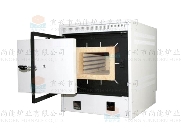 1200℃高鋁爐膛常規(guī)側開門箱式爐 1200℃高鋁爐膛常規(guī)側開門箱式爐